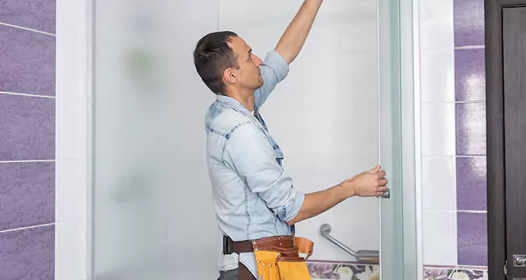 Glass Sliding Door Repair Near You in ⁣ East Lake, FL